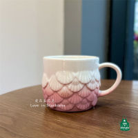 Starbuck Official Store Starbuck Cup 2022 Anniversary Magic Color Relief Stacked Fish Scale Pink Gradient แก้วเซรามิคถ้วยกาแฟ Starbuck Tumbler Starbuck Mug