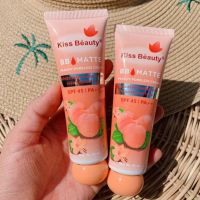 Kiss Beauty BB Peach คิส บิวตี้ บีบีพีช No.58944 SPF45 PA++ บีบีแมท ใช้ทาปกปิด บนใบหน้า กลิ่นพีช เนื้อฉ่ำวาว 50 ml.