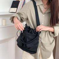 Large Capacity Shoulder Bag 2023 New Nylon Handbag Underarm Messenger Bag Drawstring Bag Womens Bag Bucket Bag