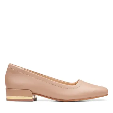 Clarks deals pumps sale