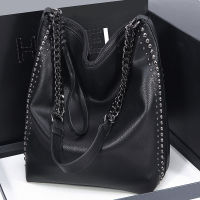 Fashion Brand Studded Shoulder Bag Women High Quality Black Pu Womens Handbag Luxury Large-Capacity Shopping Handbag Woman 2021