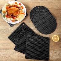 【CW】✺♛  Silicone Insulation Round Coasters Anti-scald Temperature Resistant Placemat Dishwasher To