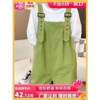 COD เอี๊ยมยีนส์ขายาว เอี๊ยมยีนส์ Denim suspenders womens 2023 new small summer thin loose slim retro casual wide leg shorts เสื้อเชิ้ตแขนยาวผู้หญิง