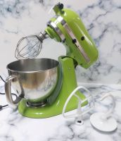 Artisan เครื่องผสมอาหาร KitchenAid Artisan สีเขียวแอปเปิ้ล 220V (เป็นสินค้า Refurbished) **สนใจทักสอบถามแอดมินได้เลยนะคะ**