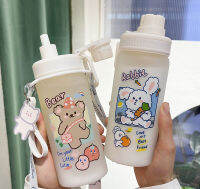 ถ้วยน้ำหญิงพร้อมแก้วฟางแบบพกพาน่ารักเรียบง่ายสด Sen นม Ins Wind Girl Heart ถ้วย 500ml