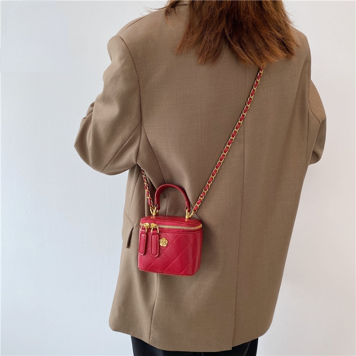 fashion-chain-woman-small-messenger-bag-high-quality-pu-shoulder-bag-new-luxury-designer-female-solid-color-bucket-mini-handbags