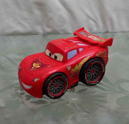 SECOND HAND HÀNG CŨ 90% Xe Lightning McQueen đồ chơi chạy pin thương hiệu