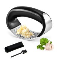 1Pcs Stainless Steel Garlic Food Crusher Manual Garlic Press Peeler Brush Vegetables Fruit Tools Multifunctional Kitchen Gadget