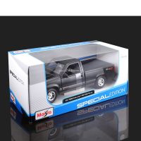 Maisto 1:24 1993 Chevrolet 454 SS รถปิ๊กจำลองสำหรับตกแต่งศิลปะทำมือโมเดลรถโลหะผสมของขวัญวันเกิดเครื่องมือของเล่นแบบชุดสะสม