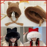 PEANSEA ตุ๊กตาผ้าพลัฌ หมวกบีนนี่น่ารัก ด้วยถักเปีย หูแมวหู หมวกปิดหู ของใหม่ ป้องกันหู หมวกฤดูหนาวหมวก ผู้หญิงผู้หญิงผู้หญิง