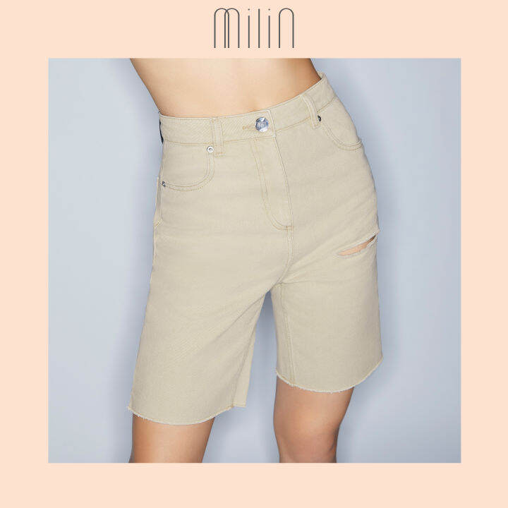 milin-high-rise-with-belt-hoops-denim-กางเกงยีนส์ขาสั้น-bermuda-slit-shorts-beige