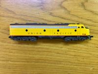 Arnold Union Pacific Locomotive original condition (70%)  Model A7883. Fully tested.   หัวรถจักร Arnold Union Pacific สภาพเดิม (70%) รุ่น A7883 ผ่านการทดสอบอย่างเต็มที่