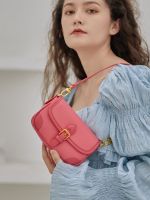 ❡ The doodle popular logo 2022 new fashionable joker bread recreational sense one shoulder inclined bag