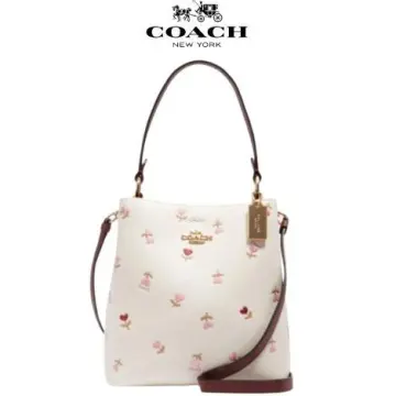 Coach Outlet's newest spring deals: Up to 70% off just in time for Mother's  Day - pennlive.com