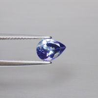 พลอย แทนซาไนท์ ธรรมชาติ แท้ ( Natural Tanzanite ) หนัก 1.05 กะรัต