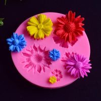 【Ready Stock】 ✴ C14 3D Silicone Sun Flower Mould Cake Decorating Chocolate Sugar Jelly Sugar baking tools Ice model Hand made soap mould Aroma gypsum mold candle mould Baking mould