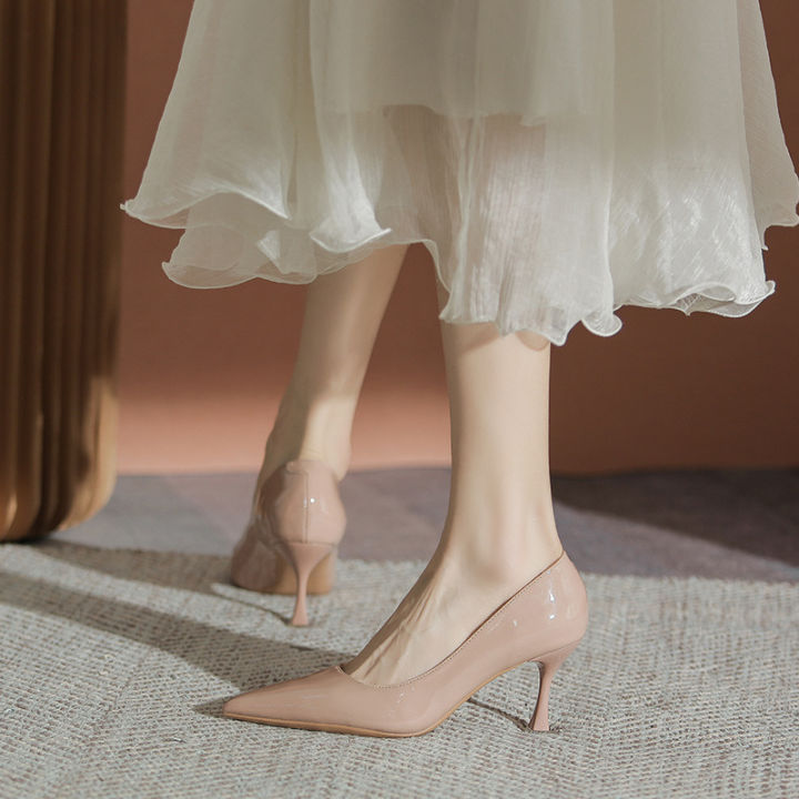 amandad-stores-รองเท้าส้นสูงสีนู้ดสำหรับผู้หญิง-สไตล์เกาหลีใหม่-ส้นกริช-หัวแหลม-ส้นสูง-7-ซม-9-ซม-รองเท้าทำงานพร็อพที่ทันสมัยและเจ้าอารมณ์-สต็อกพร้อม