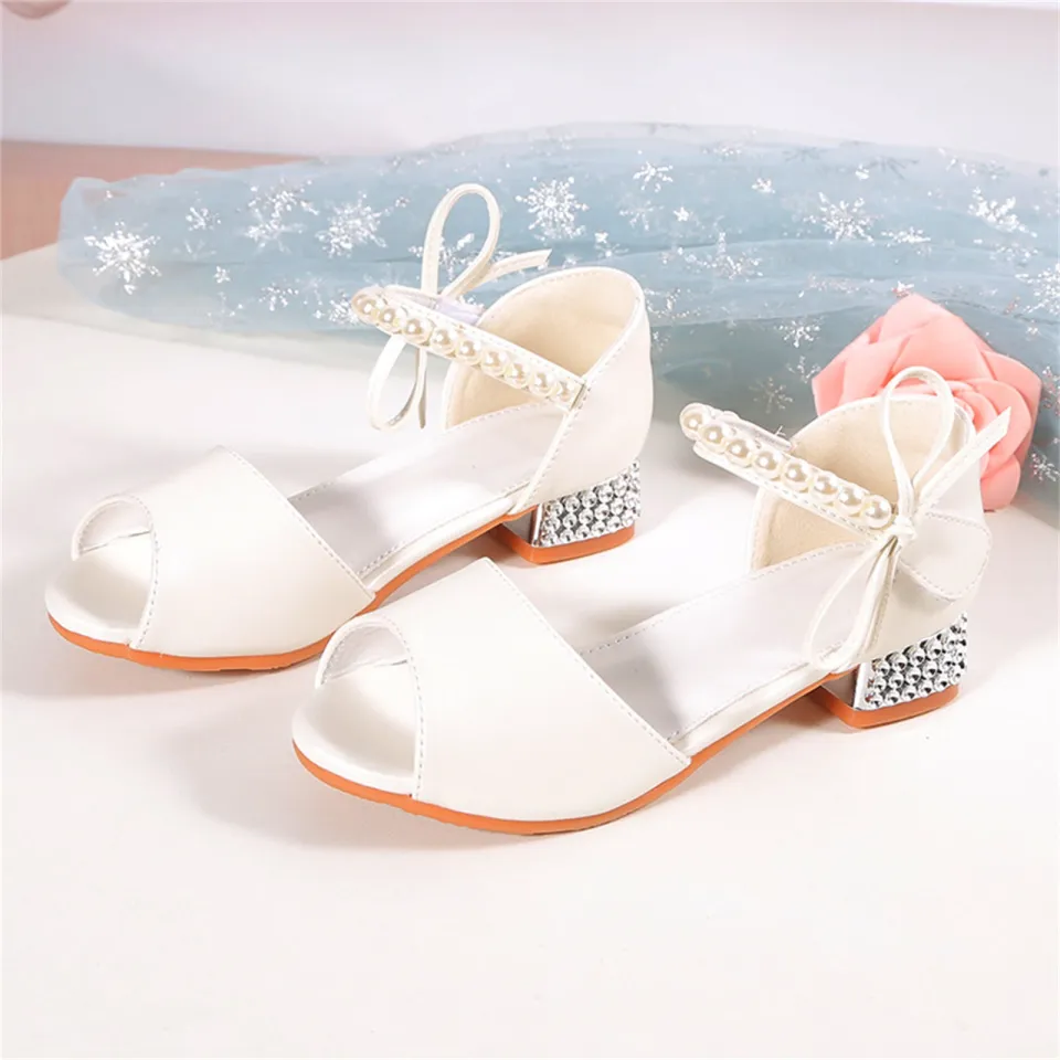 Update more than 143 heels sandals for baby girl esthdonghoadian