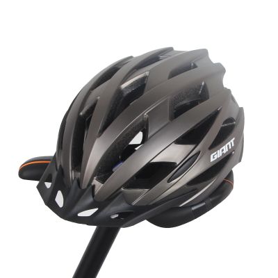 [COD] New giant helmet riding equipment integrated bike road