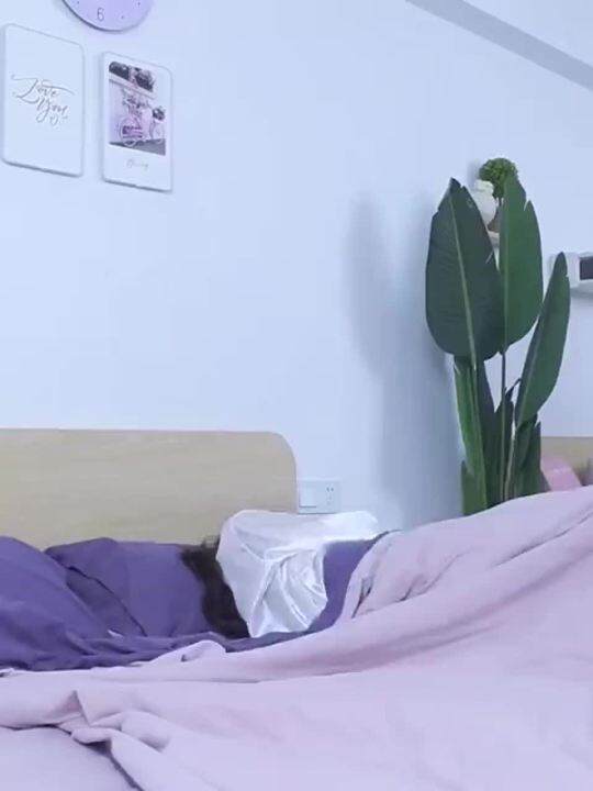 【Ready Stock】Yunnan Materia Medica Feet Eliminating Spray for Feet