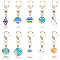 Fashion Cute Keychain Drop Oil Enamel Planet Astronaut Spaceship Clouds Sun Charm Bag Pendant Key Chain D Buckle Keyring Gift