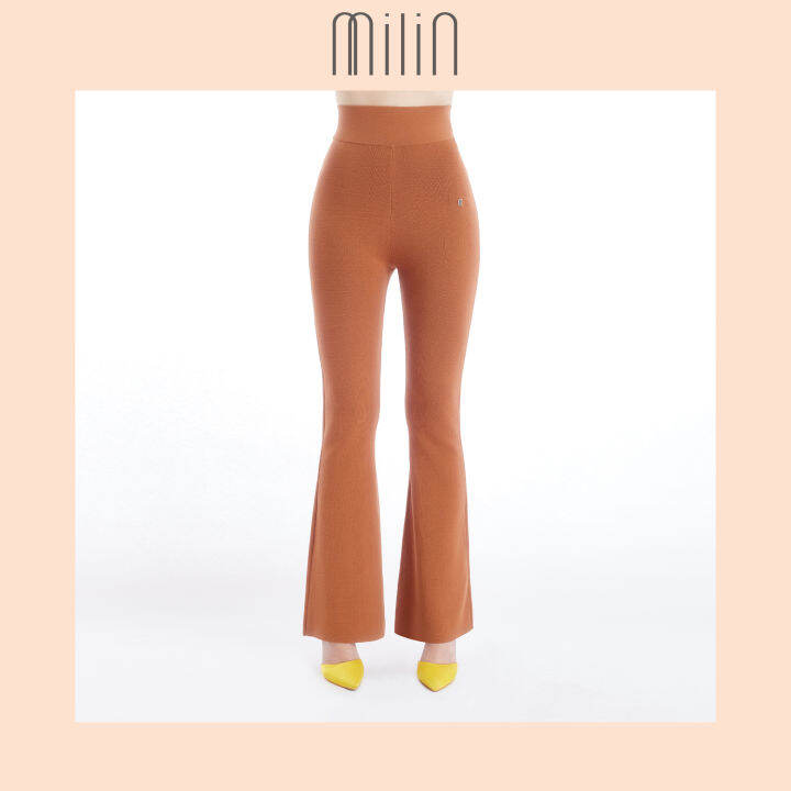 milin-high-waisted-fit-and-flared-knitted-pants-กางเกงเอวสูงทอนิตติ้งทรงเข้ารูปและปลายขาบาน-racy-pants