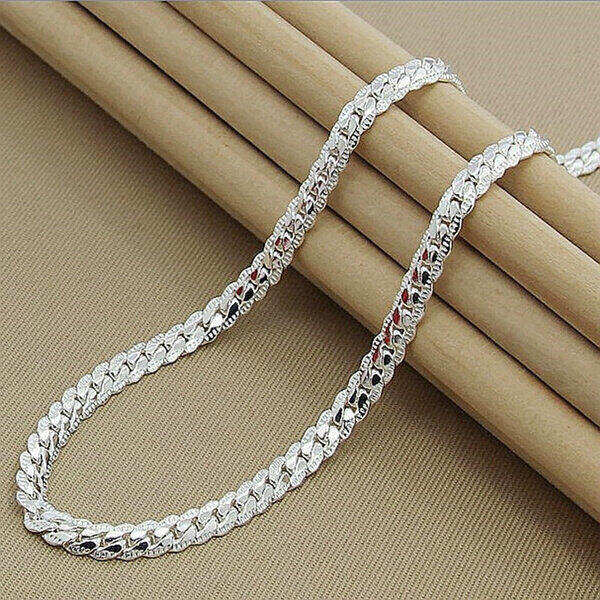 Dây chuyền bạc PNJ quà tặng từ Dove