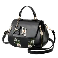 Fashion Versatile Embroidered One Shoulder Messenger Handbag Bucket Bag Messenger Bag Versatile Handbag