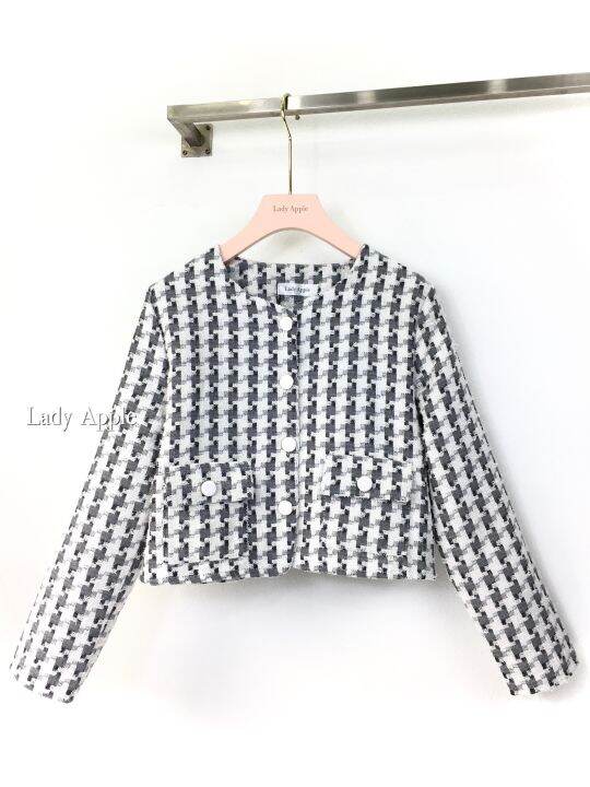 ขายดีเวอร์-งานเสื้อ-chanel-tweed-blouse-คุณภาพเทียบเท่างานแบรนด์-งานสวย-ทรงเป๊ะ-เนื้อผ้าดีค่ะ