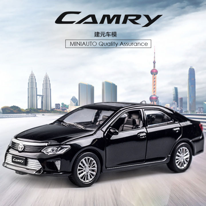 jianyuan-simulation-1-32-car-model-ornaments-boy-gift-childrens-toy-car-toyota-camry-alloy-car-model