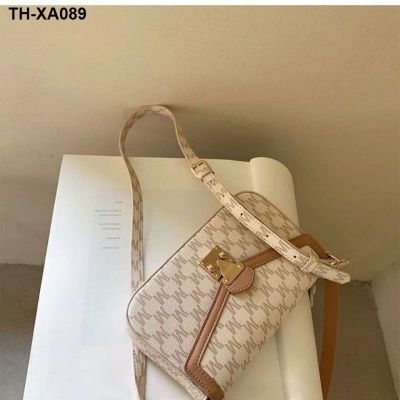 One shoulder small square bag lady in the summer of 2021 the new tide joker inclined shoulder bag
