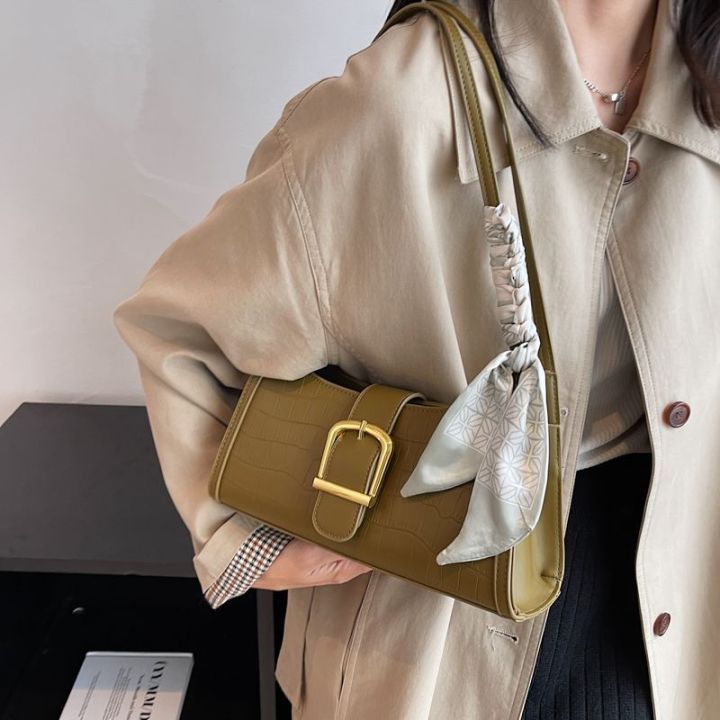 พรีเมี่ยมพื้นผิวเฉพาะออกแบบกระเป๋าผู้หญิง-2023-ใหม่ฤดูใบไม้ร่วงฤดูหนาวร้อยแฟชั่นไหล่เดียวใต้วงแขนกระเป๋า-baguette