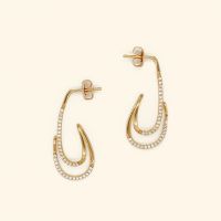 Shependence ต่างหูก้านปีนคริสตัลลักซ์ (Crystal Lux Ear Crawler Earrings)