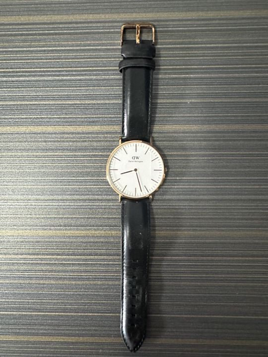 นาฬิกาผู้ชาย-dn-ของพ่อค้าใส่เอง-ซื้อมา7990-ส่งต่อ-2000-ถูกมาก