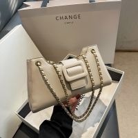 French Simple Niche Bag Female Casual Korean Version ins Super Hot Messenger Fashionable Versatile Shoulder Textured Leather Chain Underarm 【AUG】