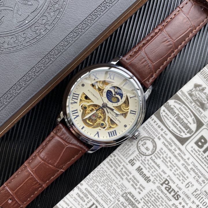 ใหม่ นาฬิกาแฟชั่น2021นาฬิกาสำหรับผู้ชายหนังแท้ยี่ห้อนาฬิกาข้อมือหรูหรากันน้ำ High-End นาฬิกาควอตซ์ง่าย