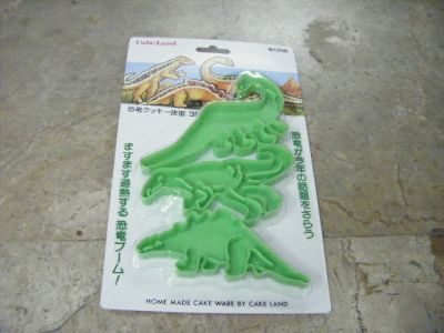 พิมพ์คุ๊กกี้  รูปไดโนเสาร์ 3 ชิ้น มีที่จับด้านหลังทุกตัว ซีรีย์ Cakeland แบรนด์ TIGER CROWN แท้ญี่ปุ่น