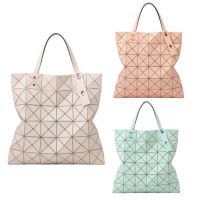 Issey Miyake The new style of going out in March spring large-capacity 6-grid geometric rhombic transparent portable tote bag for women