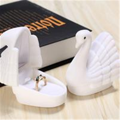 Crown Swan Jewelry Packaging Womens Jewelry Display Portable Jewelry Holder Ring Earrings Trinket Case Mini Velvet Jewelry Box