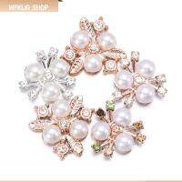 WFKIJG 10PCS ตัดเย็บเสื้อผ้า เครื่องประดับหมวก รูปดอกไม้ ปุ่ม Rhinestone กิ๊บติดผมไข่มุก คลิปหนีบหมวก กระดุมมุก