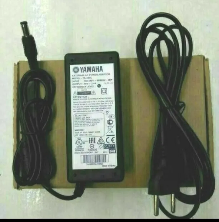 Yamaha PA-300C YK938A00 Adaptador De Fuente De Alimentación