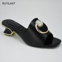 ❂ Fashion Design Slip on Shoes for Women Designer Shoes Women Luxury 2021 Plus Size African Women Wedding Shoes with Rhinestone