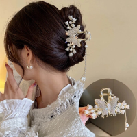 Unique Pearl Flower Tassel Hairpin Flying Butterfly Shiny Hairpin for Women Girls Fashion Rhinestones Zircon Metal Hair Clips Barrette Party Hair Accessories