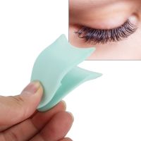 ☫✙ 1pcs/3pcs Portable Plastic Fake Eyelashes Wearing Aid Tool Charming Eyes Makeup Tools