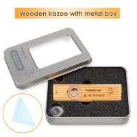 【Moon Musical】 Kazoo ไม้พร้อมกล่องโลหะมินิแบบพกพาขลุ่ยไม้หีบเพลงปาก Orff Instruments อูคูเลเล่กีตาร์พันธมิตรสำหรับผู้ใหญ่ของขวัญเด็ก