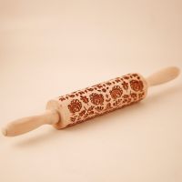 Arjmide Peacock Embossed Rolling pin with Pattern Baking Tools Acorn Leaves Wooden Embossing Cookie Tools For Kitchen ZM051 Bread  Cake Cookie Accesso