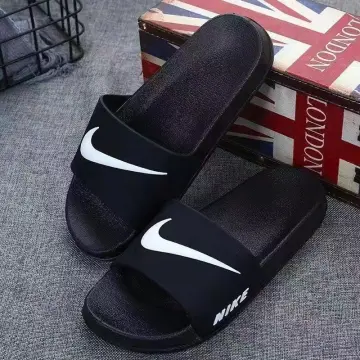 Nike slippers 10 size hot sale