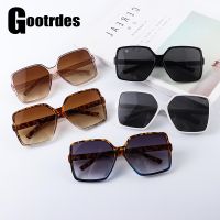 Fashion Oversized Square Sunglasses for Women Summer UV Protection Sun Shades Big Frame Sun Glasses Trendy Punk Street Eyewear