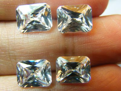 เพชรรัสเซียสีขาวรูปสี่เหลี่ยม BRILLIANT WHITE American diamond stone  RECTANGLE OCTAGON  6X4MM  WHITE  4 PCS