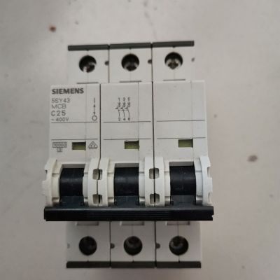 original
 Second-hand 1P2p3P4P10A16A20A32A 4063A50A Siemens air switch micro-break protection switch